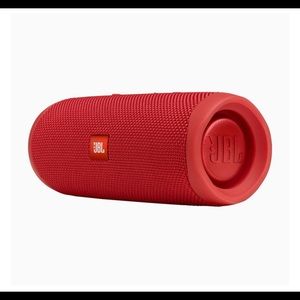 Brand New JBL  Flip 5 Waterproof with 12Hr              Bluetooth version
4.2